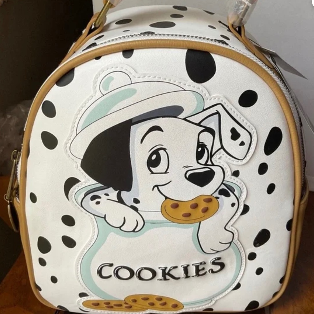 DISNEY LOUNGEFLY  101 DALMATIONS  COOKIE  BACKPACK  NWT